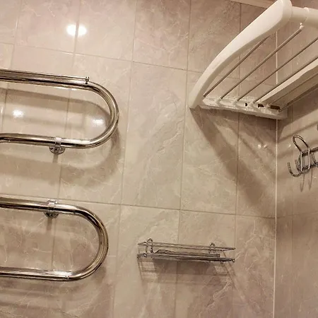 Stage Apartment *